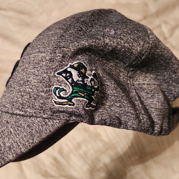 Men and or Womens Oakley and Norte Dame caps Combo - Picture 4 of 6